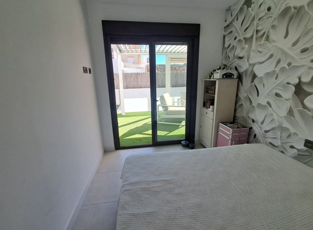 Revente - Villa - Cabo Roig