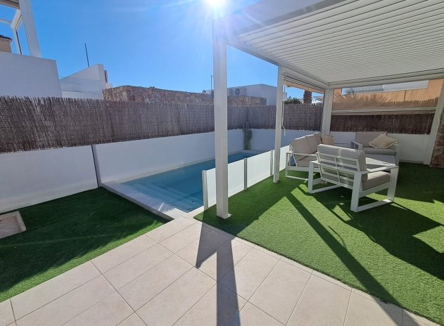 Revente - Villa - Cabo Roig