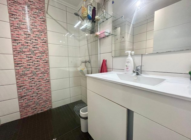 Wiederverkauf - Wohnung - Torrevieja