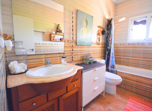 Wiederverkauf - Villa - Catral