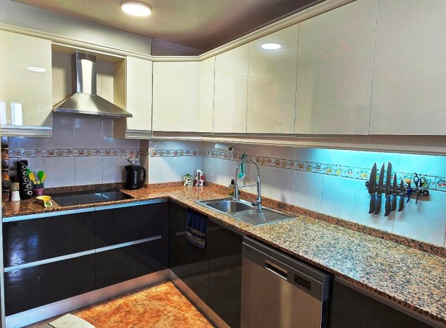 Resale - Apartment / Flat * - Almoradi