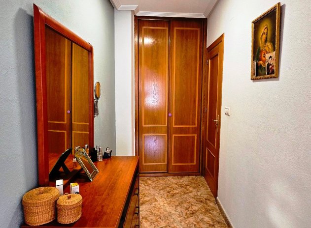 Resale - Apartment / Flat * - Almoradi