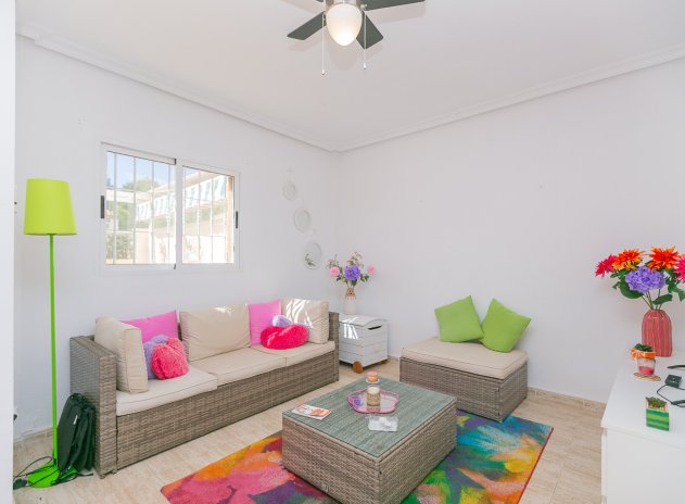 Reventa - Villa - Mil Palmeras - Riomar