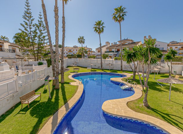 Reventa - Villa - Mil Palmeras - Riomar