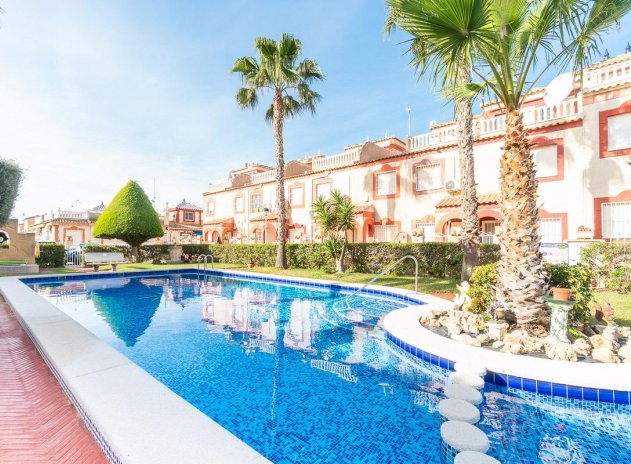 Resale - Townhouse * - Orihuela Costa * - Playa Flamenca *