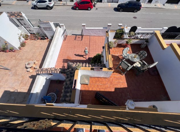 Resale - Villa * - Orihuela * - Entre Naranjos *