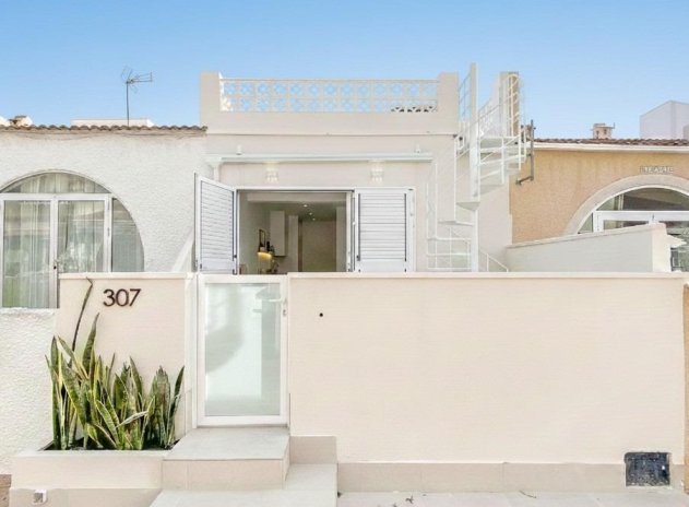 Herverkoop - Appartement - Torrevieja - La Siesta