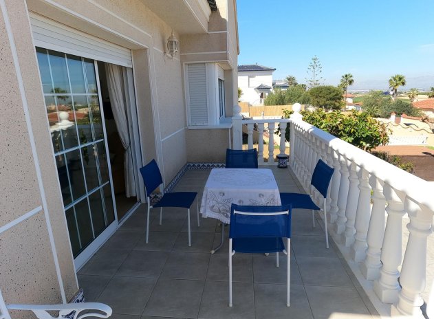 Resale - Villa * - Algorfa *