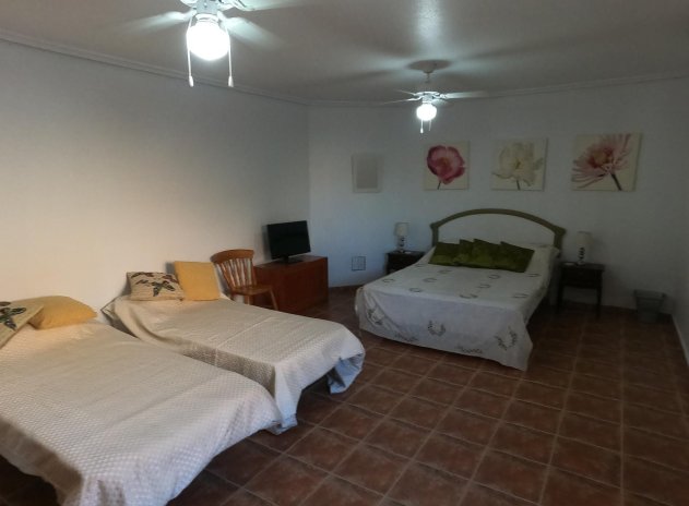 Resale - Villa * - Algorfa *