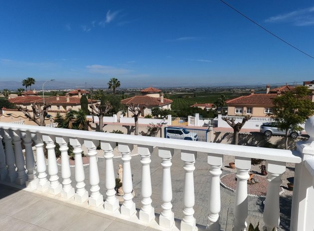 Resale - Villa * - Algorfa *