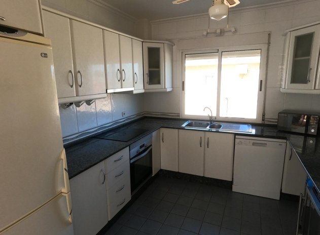 Resale - Villa * - Algorfa *