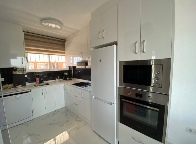 Resale - Apartment / Flat * - Torrevieja * - Punta Prima