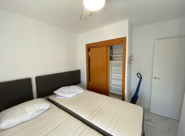 Resale - Apartment / Flat * - Torrevieja * - Punta Prima