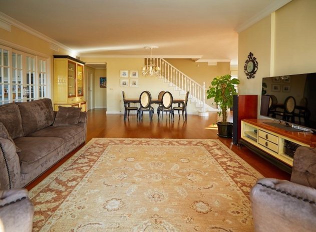 Resale - Villa * - Rojales * - Centro de la Ciudad Quesada