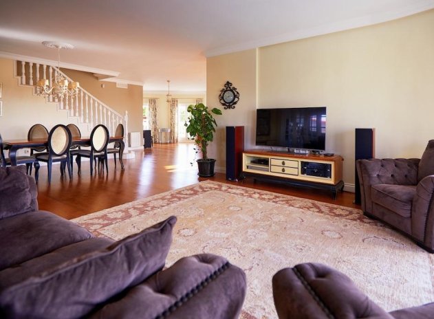 Resale - Villa * - Rojales * - Centro de la Ciudad Quesada