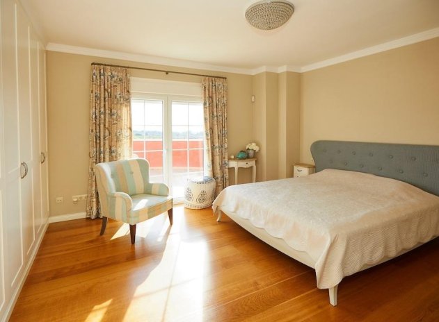 Resale - Villa * - Rojales * - Centro de la Ciudad Quesada