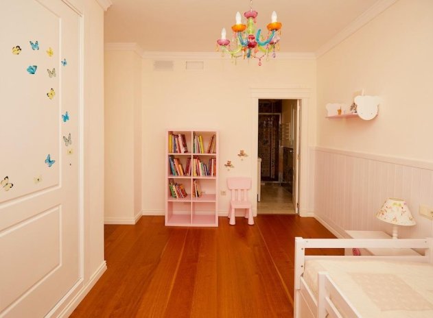 Resale - Villa * - Rojales * - Centro de la Ciudad Quesada