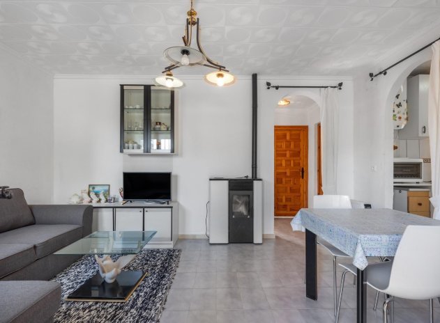 Resale - Villa * - Torrevieja * - El chaparral *