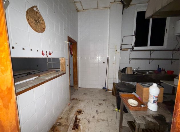 Reventa - Comercial - Torrevieja - Playa del Cura