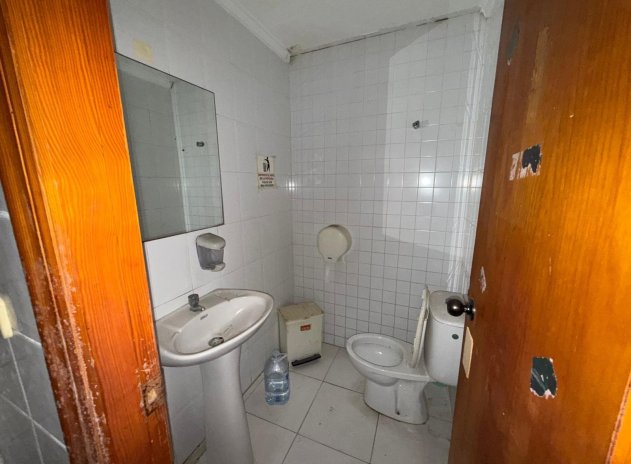 Reventa - Comercial - Torrevieja - Playa del Cura