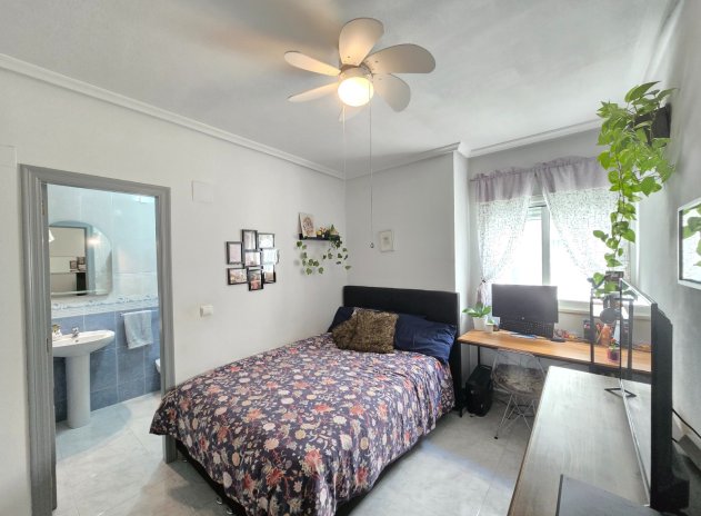 Herverkoop - Appartement - Los Montesinos