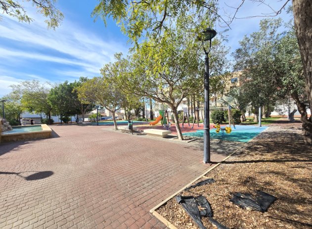 Herverkoop - Appartement - Los Montesinos