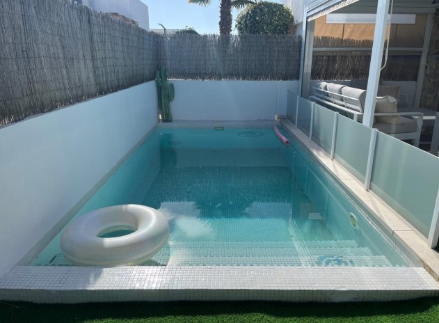 Herverkoop - Villa - Lomas de Cabo Roig