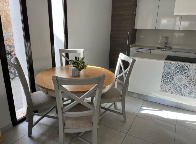 Herverkoop - Villa - Lomas de Cabo Roig