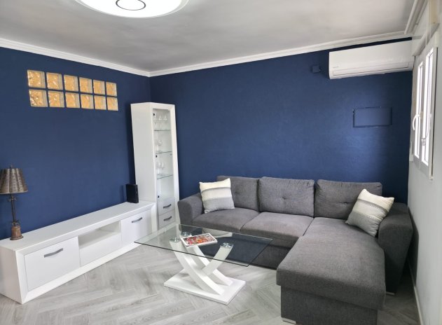 Reventa - Casa adosada - La Torreta - Torrevieja