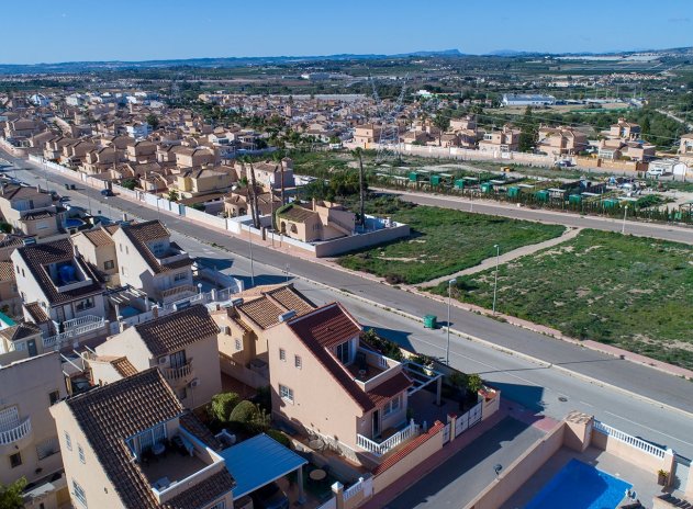 Resale - Villa * - Rojales *