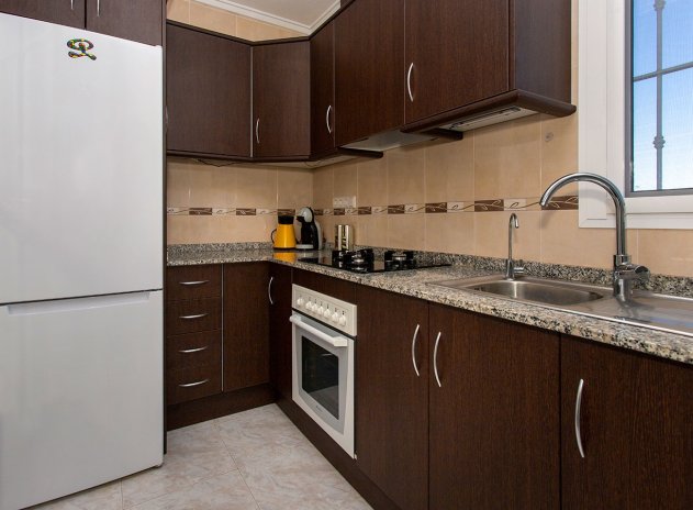 Resale - Villa * - Rojales *