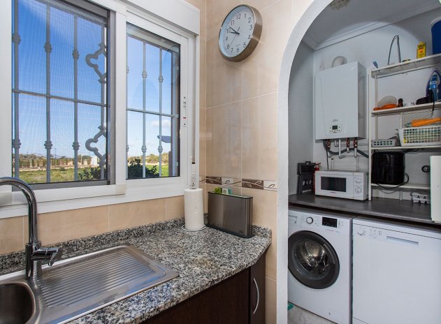 Resale - Villa * - Rojales *