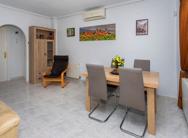 Resale - Villa * - Rojales *