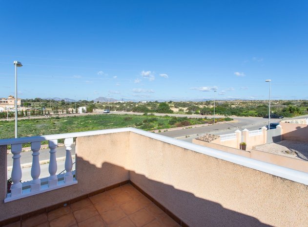 Resale - Villa * - Rojales *