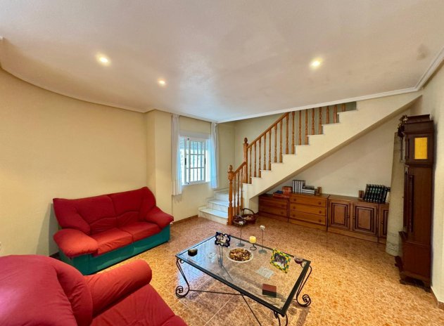 Resale - Villa * - Torrevieja * - Los Balcones *