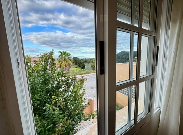 Resale - Villa * - Torrevieja * - Los Balcones *