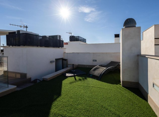 Herverkoop - Villa - Orihuela Costa - PAU 26