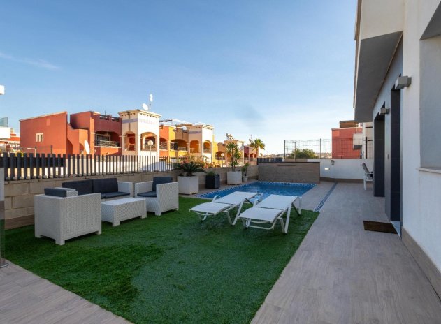 Herverkoop - Villa - Orihuela Costa - PAU 26