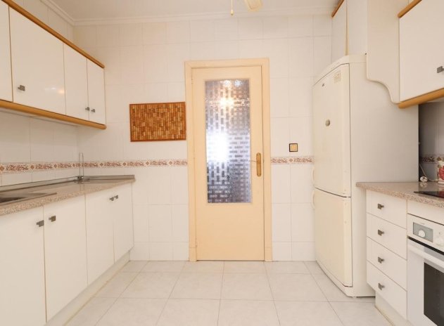 Wiederverkauf - Wohnung - Torrevieja - Carrefour