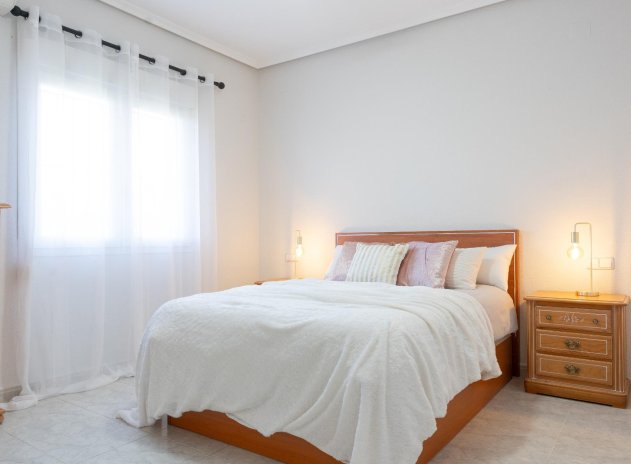 Reventa - Villa - Orihuela Costa - Playa Flamenca
