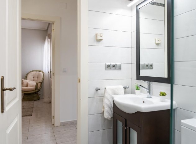 Reventa - Villa - Orihuela Costa - Playa Flamenca