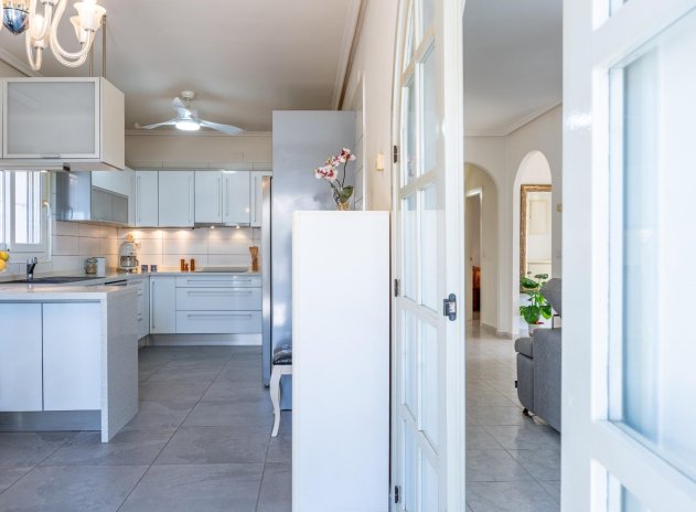 Reventa - Villa - Orihuela Costa - Playa Flamenca