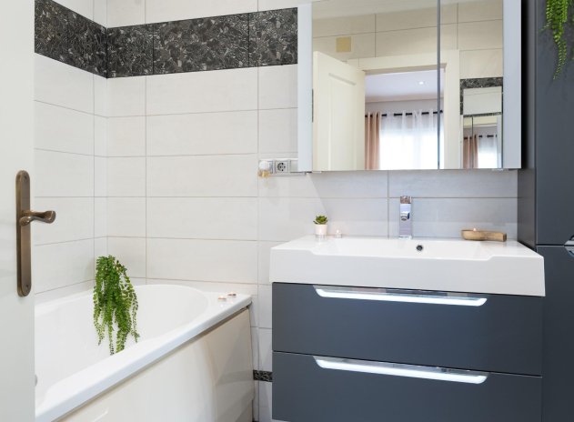 Reventa - Villa - Orihuela Costa - Playa Flamenca