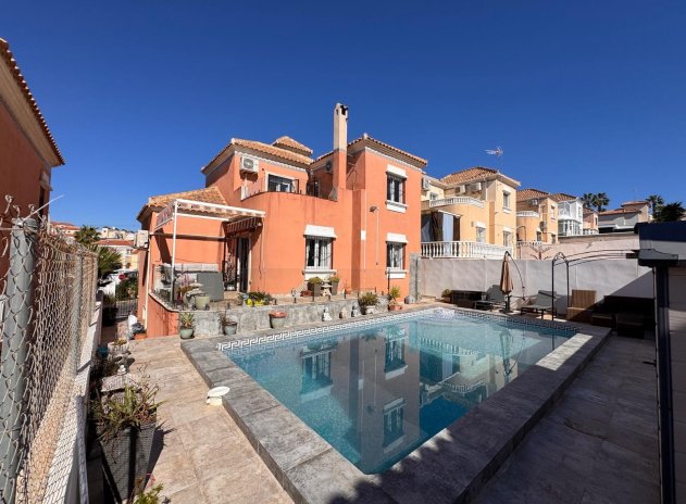 Resale - Villa * - San Miguel de Salinas * - Blue lagoon *