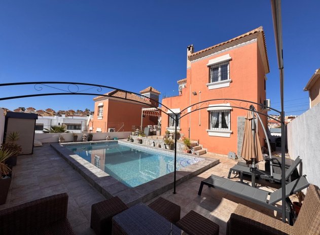 Resale - Villa * - San Miguel de Salinas * - Blue lagoon *