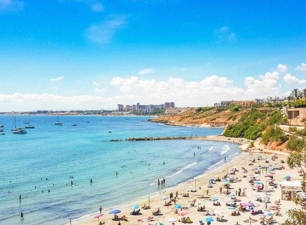 Resale - Villa * - San Miguel de Salinas * - Blue lagoon *