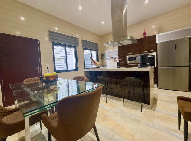 Reventa - Villa - Pilar de la Horadada - Torre de la Horadada