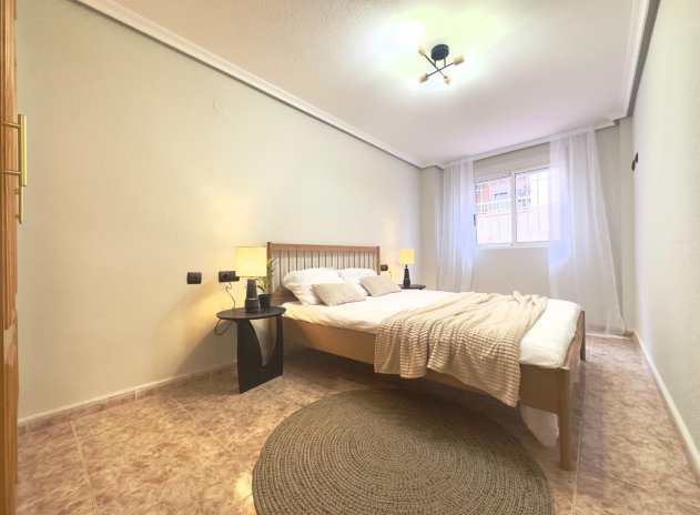 Herverkoop - Appartement - Torrevieja - Playa de los Locos