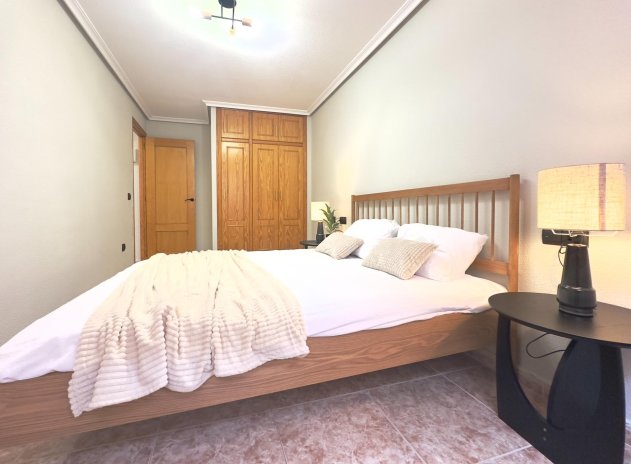 Herverkoop - Appartement - Torrevieja - Playa de los Locos