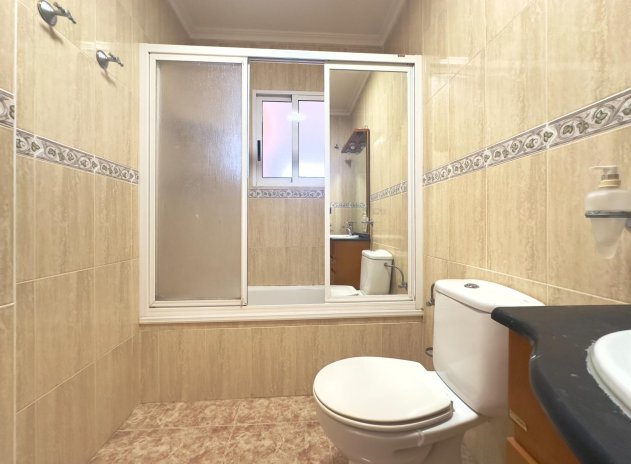 Herverkoop - Appartement - Torrevieja - Playa de los Locos